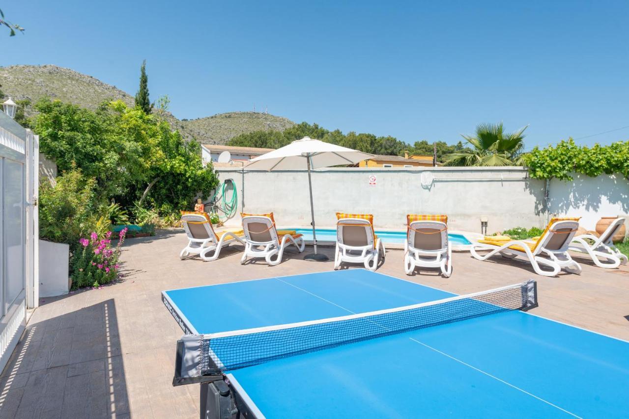 Luna, And Pool Alcudia (Mallorca)